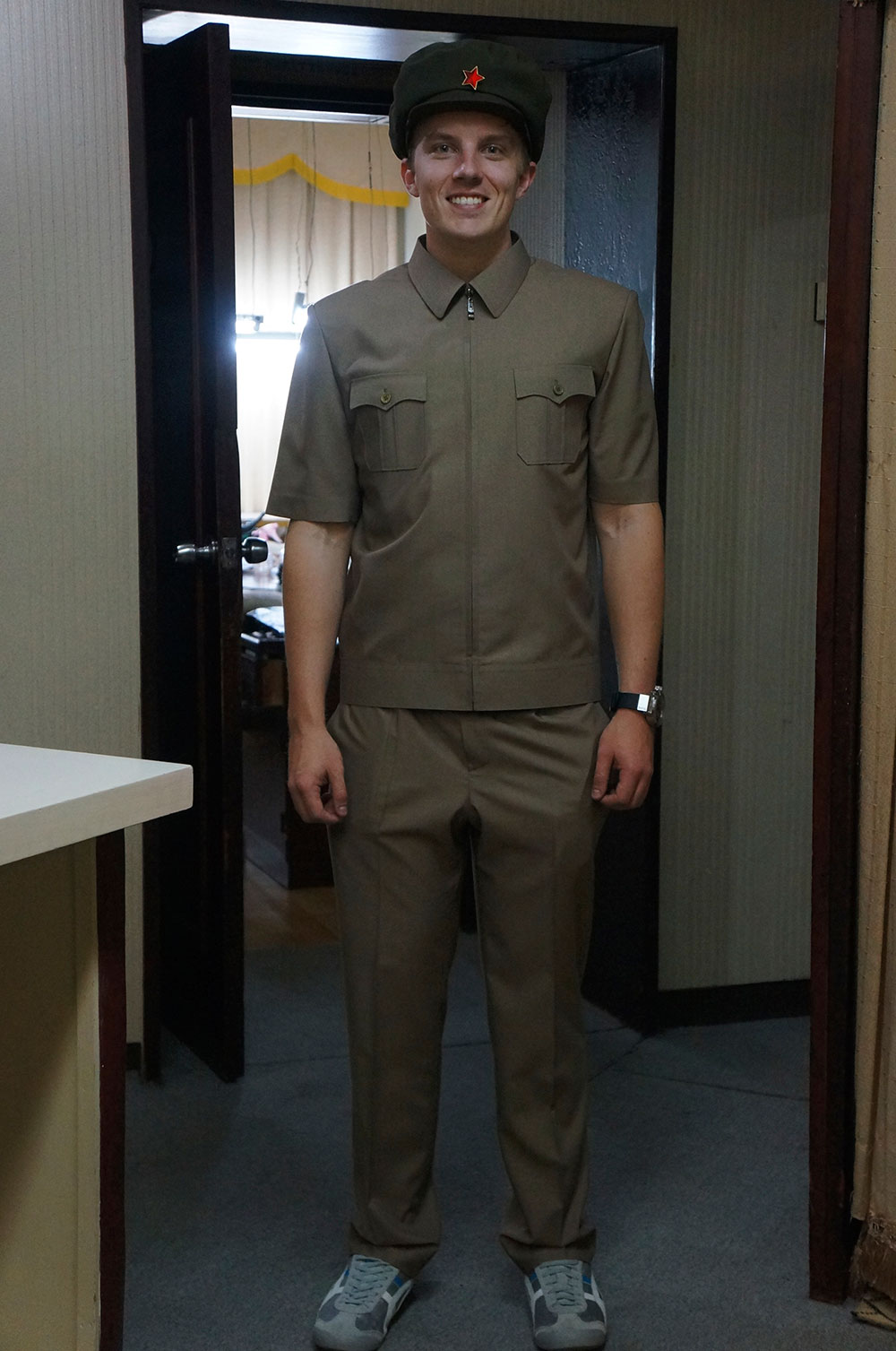 How to Get a North Korean Suit Uri Tours